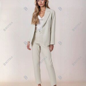 Women's Fully Lined Blazer Size 8 Ivory NWT